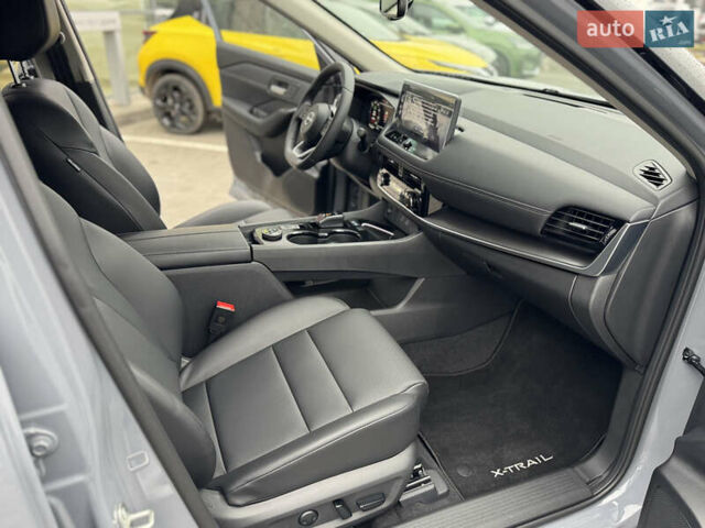 Серый Ниссан ИксТрейл, объемом двигателя 1.5 л и пробегом 1 тыс. км за 41425 $, фото 31 на Automoto.ua