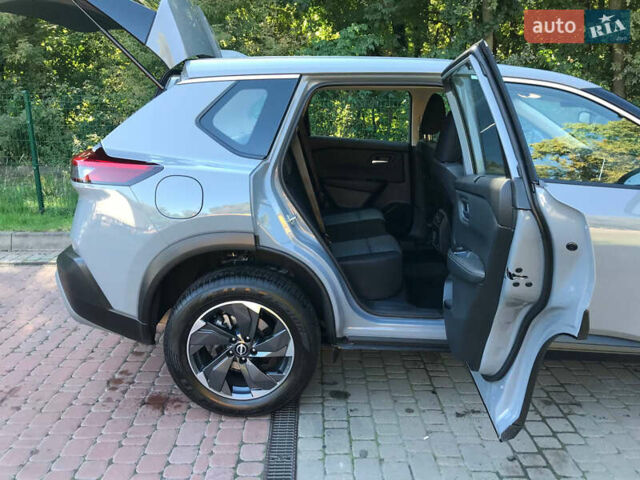 Сірий Ніссан ІксТрейл, об'ємом двигуна 1.5 л та пробігом 6 тис. км за 33333 $, фото 23 на Automoto.ua