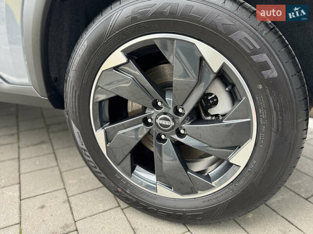 Серый Ниссан ИксТрейл, объемом двигателя 1.5 л и пробегом 1 тыс. км за 41425 $, фото 8 на Automoto.ua