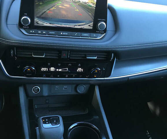 Сірий Ніссан ІксТрейл, об'ємом двигуна 1.5 л та пробігом 6 тис. км за 33333 $, фото 38 на Automoto.ua