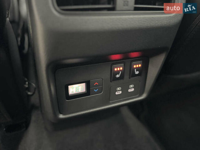 Серый Ниссан ИксТрейл, объемом двигателя 1.5 л и пробегом 1 тыс. км за 41425 $, фото 24 на Automoto.ua