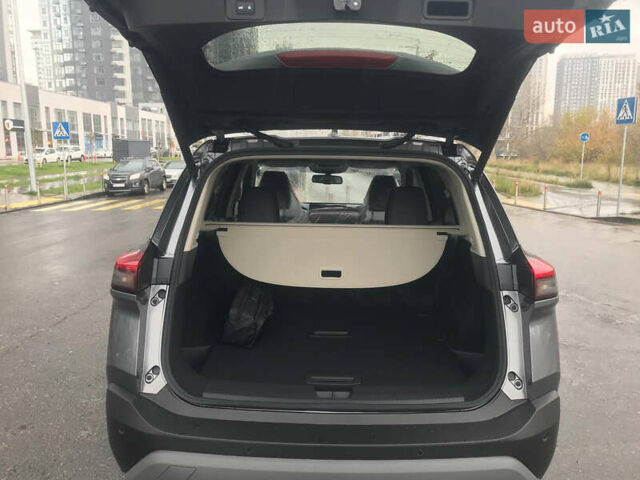 Серый Ниссан ИксТрейл, объемом двигателя 1.5 л и пробегом 1 тыс. км за 40950 $, фото 34 на Automoto.ua