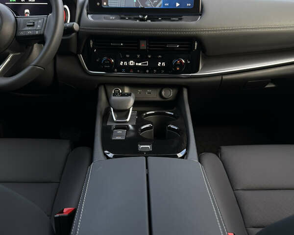 Серый Ниссан ИксТрейл, объемом двигателя 1.5 л и пробегом 1 тыс. км за 35250 $, фото 23 на Automoto.ua