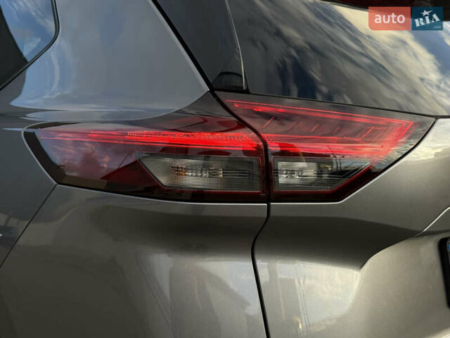 Серый Ниссан ИксТрейл, объемом двигателя 1.5 л и пробегом 1 тыс. км за 35250 $, фото 56 на Automoto.ua