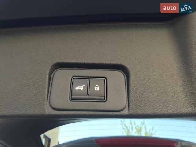 Серый Ниссан ИксТрейл, объемом двигателя 1.5 л и пробегом 1 тыс. км за 40950 $, фото 25 на Automoto.ua