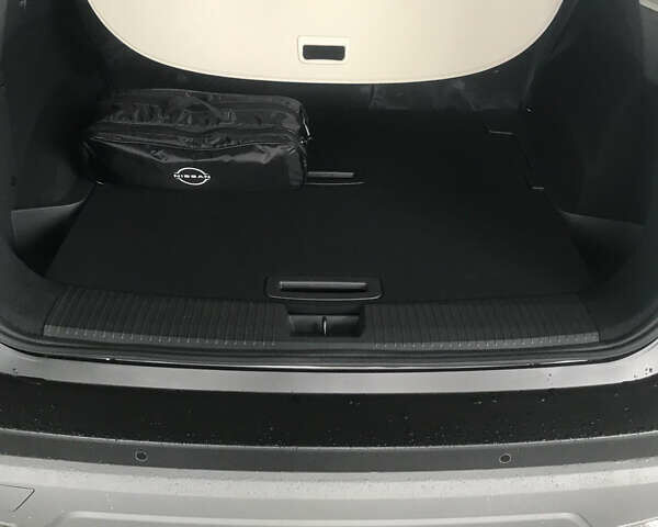 Серый Ниссан ИксТрейл, объемом двигателя 1.5 л и пробегом 1 тыс. км за 40950 $, фото 33 на Automoto.ua