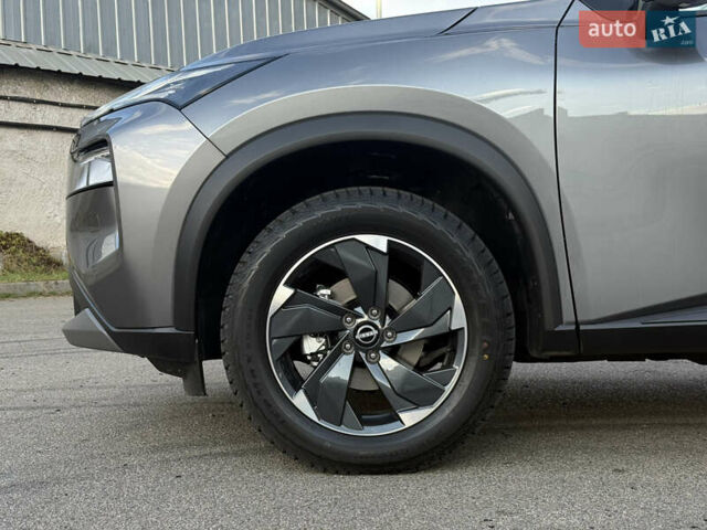 Серый Ниссан ИксТрейл, объемом двигателя 1.5 л и пробегом 1 тыс. км за 35250 $, фото 12 на Automoto.ua
