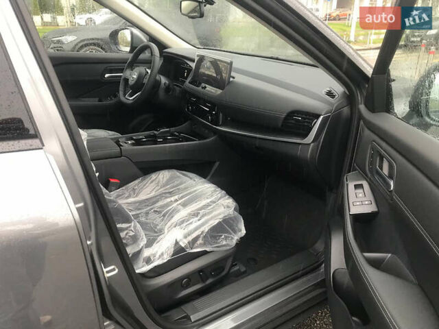 Серый Ниссан ИксТрейл, объемом двигателя 1.5 л и пробегом 1 тыс. км за 40950 $, фото 30 на Automoto.ua