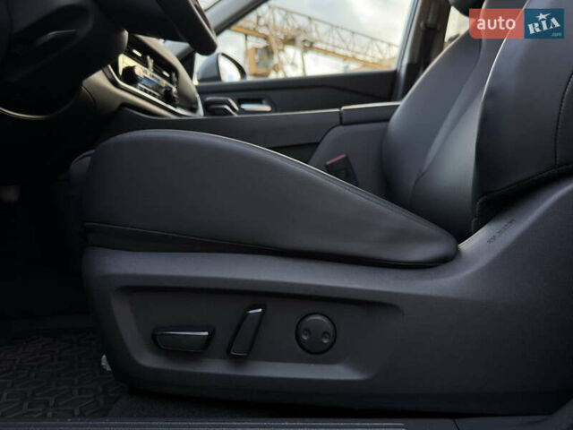 Серый Ниссан ИксТрейл, объемом двигателя 1.5 л и пробегом 1 тыс. км за 35250 $, фото 35 на Automoto.ua