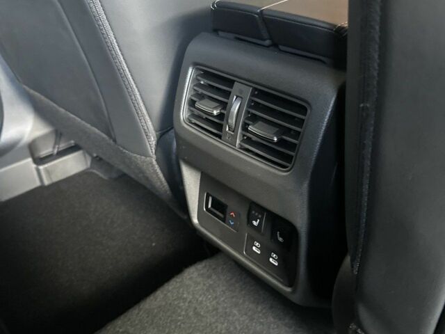 Сірий Ніссан ІксТрейл, об'ємом двигуна 0 л та пробігом 0 тис. км за 44303 $, фото 17 на Automoto.ua