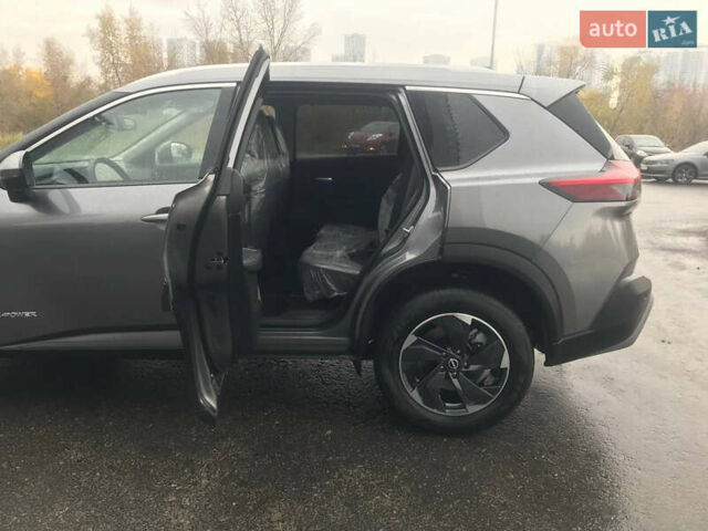 Серый Ниссан ИксТрейл, объемом двигателя 1.5 л и пробегом 1 тыс. км за 40950 $, фото 8 на Automoto.ua