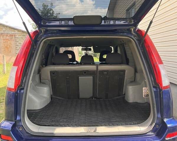 Синий Ниссан ИксТрейл, объемом двигателя 2 л и пробегом 246 тыс. км за 5400 $, фото 29 на Automoto.ua