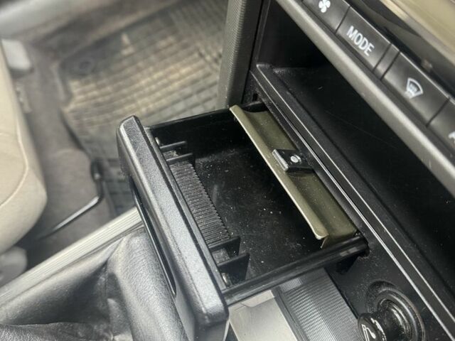 Синий Ниссан ИксТрейл, объемом двигателя 2.2 л и пробегом 187 тыс. км за 3494 $, фото 16 на Automoto.ua