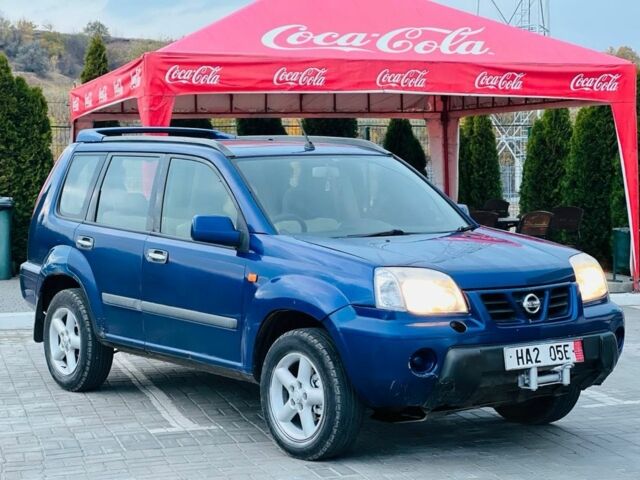 Синий Ниссан ИксТрейл, объемом двигателя 2.2 л и пробегом 100 тыс. км за 2750 $, фото 9 на Automoto.ua
