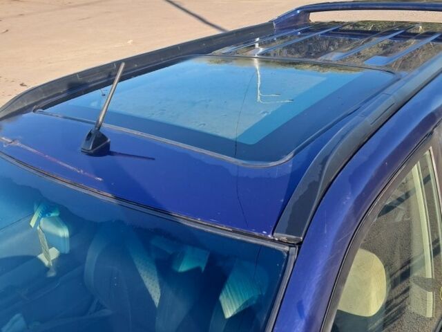 Синий Ниссан ИксТрейл, объемом двигателя 2.2 л и пробегом 300 тыс. км за 3700 $, фото 6 на Automoto.ua