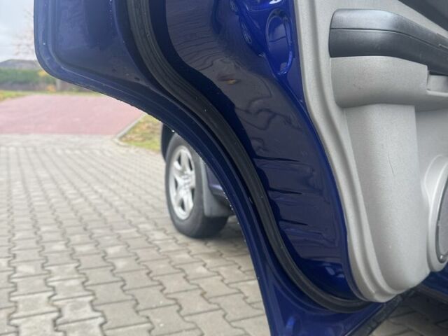 Синий Ниссан ИксТрейл, объемом двигателя 2.2 л и пробегом 187 тыс. км за 3494 $, фото 11 на Automoto.ua