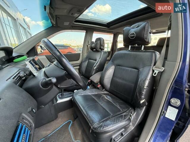 Синий Ниссан ИксТрейл, объемом двигателя 2.5 л и пробегом 330 тыс. км за 7500 $, фото 16 на Automoto.ua