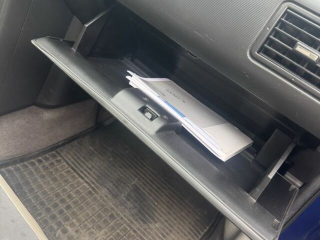 Синий Ниссан ИксТрейл, объемом двигателя 2.2 л и пробегом 187 тыс. км за 3494 $, фото 15 на Automoto.ua