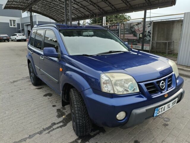 Синий Ниссан ИксТрейл, объемом двигателя 2.2 л и пробегом 308 тыс. км за 4200 $, фото 1 на Automoto.ua