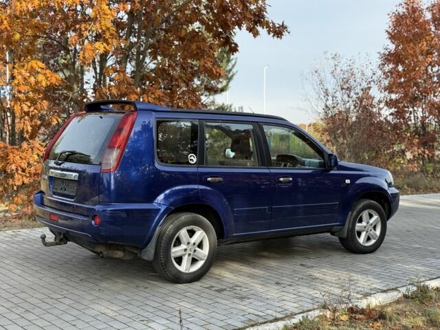 Синій Ніссан ІксТрейл, об'ємом двигуна 2.2 л та пробігом 280 тис. км за 3450 $, фото 1 на Automoto.ua