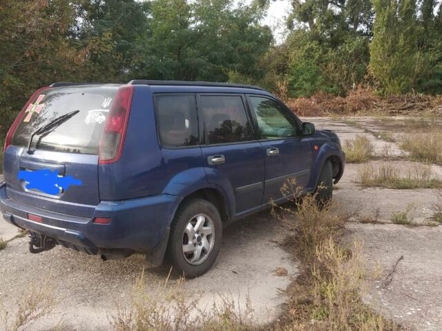 Синий Ниссан ИксТрейл, объемом двигателя 0 л и пробегом 278 тыс. км за 3300 $, фото 2 на Automoto.ua