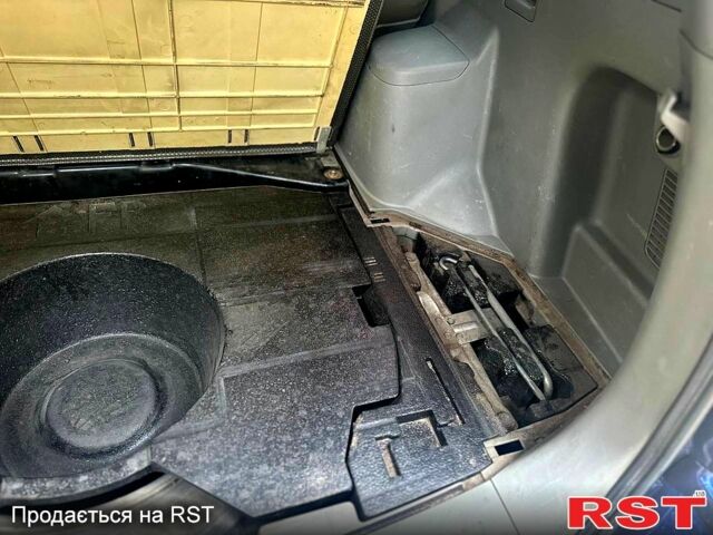 Синий Ниссан ИксТрейл, объемом двигателя 2.2 л и пробегом 292 тыс. км за 5800 $, фото 10 на Automoto.ua