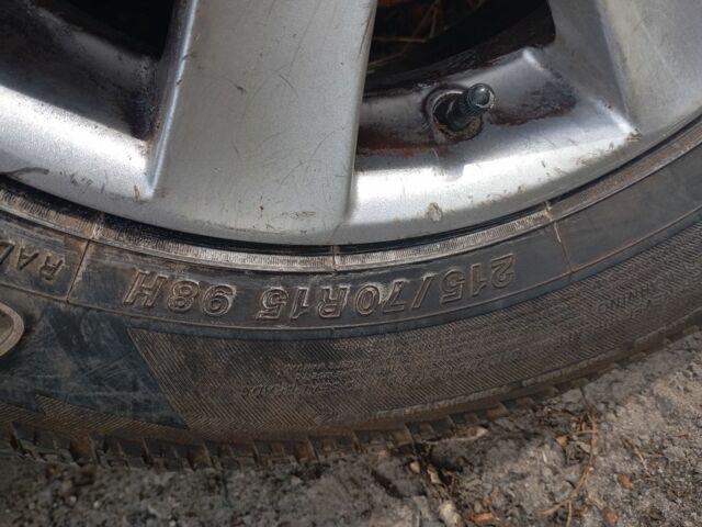 Синий Ниссан ИксТрейл, объемом двигателя 2.5 л и пробегом 200 тыс. км за 2189 $, фото 4 на Automoto.ua