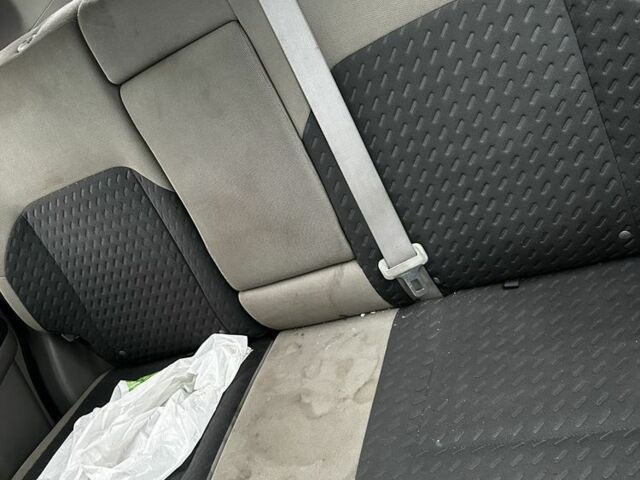 Синий Ниссан ИксТрейл, объемом двигателя 2.2 л и пробегом 300 тыс. км за 2000 $, фото 2 на Automoto.ua