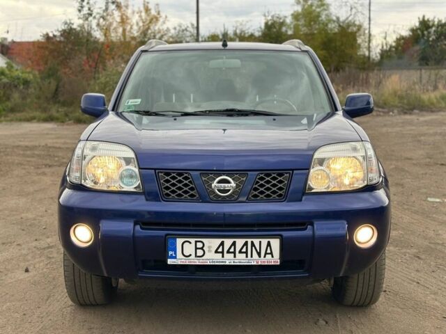 Синий Ниссан ИксТрейл, объемом двигателя 2.2 л и пробегом 280 тыс. км за 3699 $, фото 1 на Automoto.ua