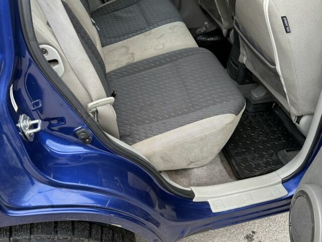 Синий Ниссан ИксТрейл, объемом двигателя 0 л и пробегом 200 тыс. км за 2600 $, фото 4 на Automoto.ua