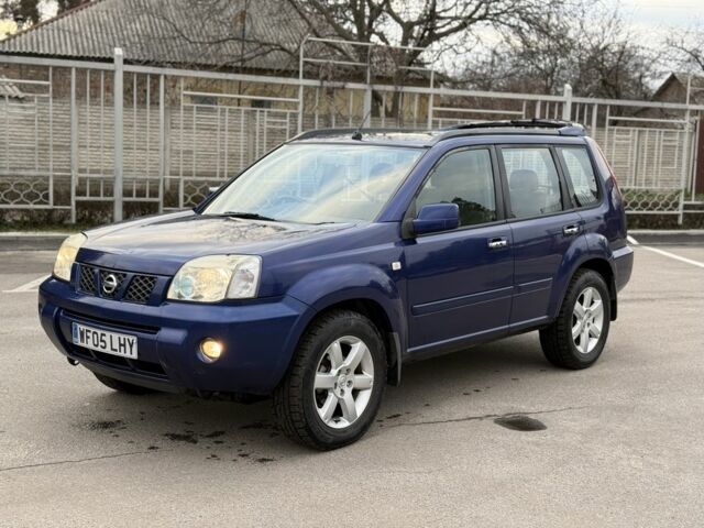 Синий Ниссан ИксТрейл, объемом двигателя 0 л и пробегом 200 тыс. км за 2600 $, фото 2 на Automoto.ua