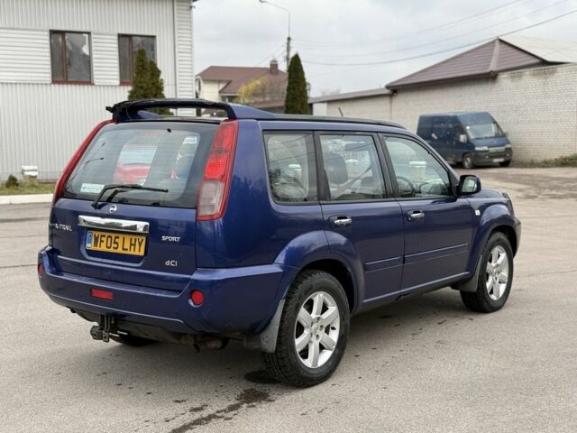 Синий Ниссан ИксТрейл, объемом двигателя 0 л и пробегом 200 тыс. км за 2600 $, фото 1 на Automoto.ua