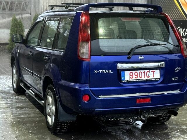 Синий Ниссан ИксТрейл, объемом двигателя 0 л и пробегом 290 тыс. км за 4500 $, фото 2 на Automoto.ua