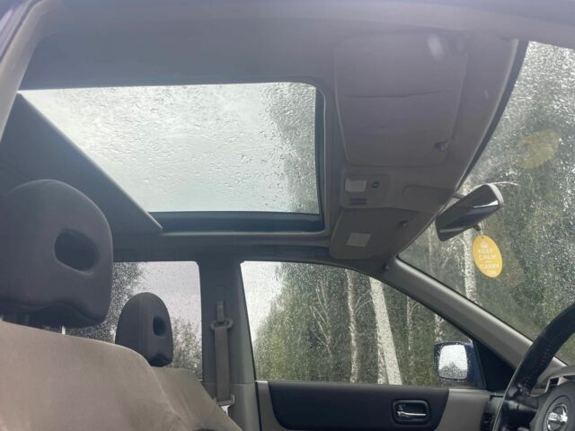 Синій Ніссан ІксТрейл, об'ємом двигуна 0 л та пробігом 135 тис. км за 3700 $, фото 12 на Automoto.ua