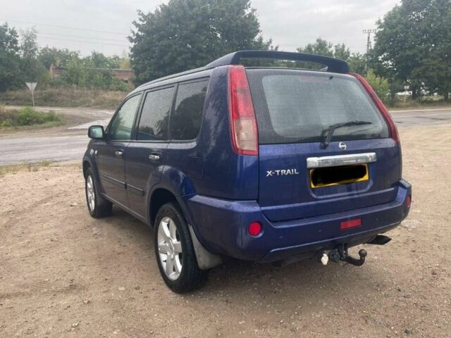 Синій Ніссан ІксТрейл, об'ємом двигуна 0 л та пробігом 135 тис. км за 3700 $, фото 5 на Automoto.ua