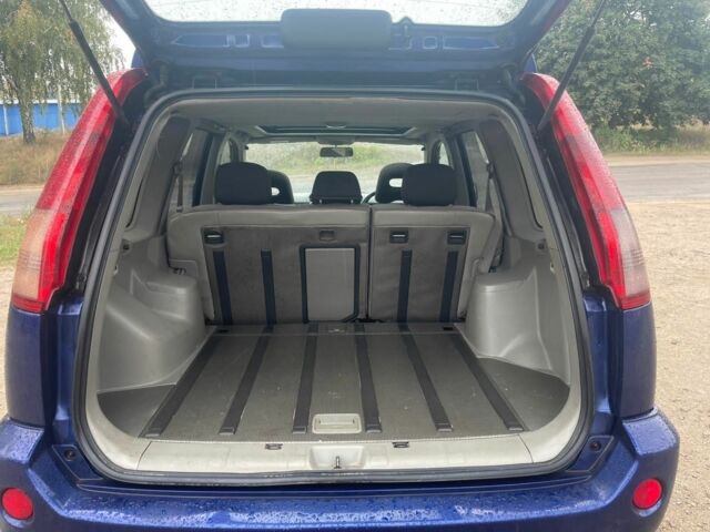 Синій Ніссан ІксТрейл, об'ємом двигуна 0 л та пробігом 135 тис. км за 3700 $, фото 10 на Automoto.ua