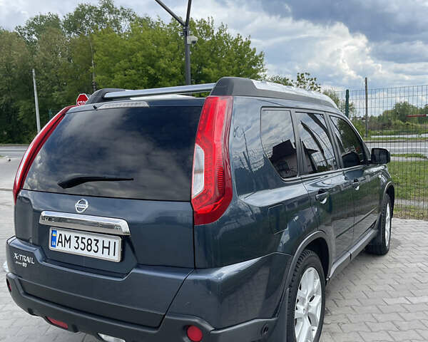 Синій Ніссан ІксТрейл, об'ємом двигуна 2 л та пробігом 186 тис. км за 11499 $, фото 3 на Automoto.ua