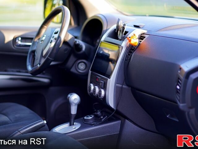 Синий Ниссан ИксТрейл, объемом двигателя 2 л и пробегом 369 тыс. км за 9500 $, фото 5 на Automoto.ua