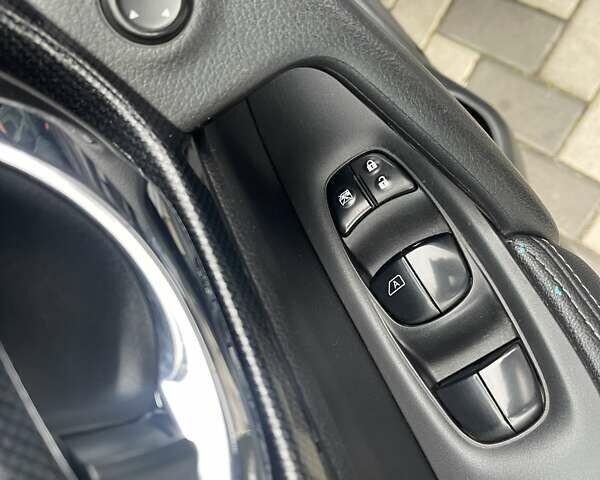 Синій Ніссан ІксТрейл, об'ємом двигуна 2 л та пробігом 198 тис. км за 14700 $, фото 22 на Automoto.ua