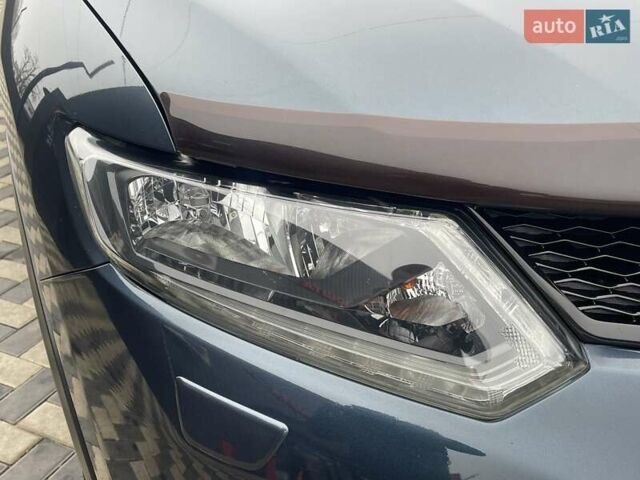 Синій Ніссан ІксТрейл, об'ємом двигуна 2 л та пробігом 198 тис. км за 14700 $, фото 5 на Automoto.ua