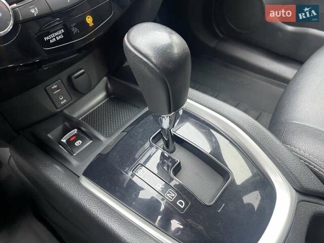 Синій Ніссан ІксТрейл, об'ємом двигуна 2 л та пробігом 198 тис. км за 14700 $, фото 17 на Automoto.ua