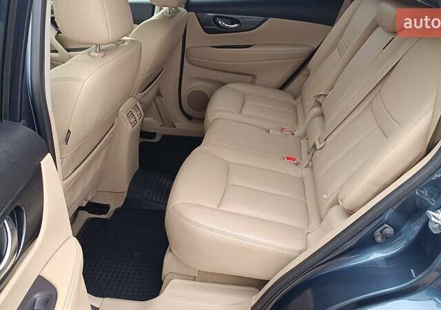 Синий Ниссан ИксТрейл, объемом двигателя 1.6 л и пробегом 141 тыс. км за 16132 $, фото 10 на Automoto.ua