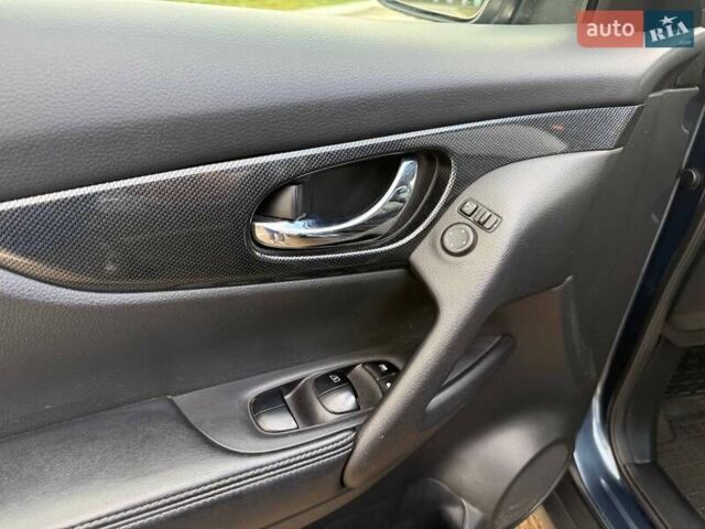 Синий Ниссан ИксТрейл, объемом двигателя 1.6 л и пробегом 294 тыс. км за 14900 $, фото 9 на Automoto.ua