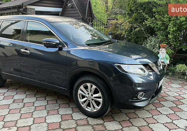 Синий Ниссан ИксТрейл, объемом двигателя 1.6 л и пробегом 212 тыс. км за 14900 $, фото 5 на Automoto.ua