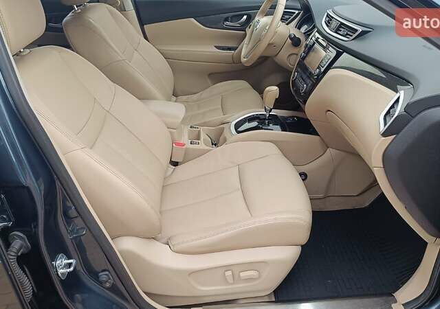 Синий Ниссан ИксТрейл, объемом двигателя 1.6 л и пробегом 141 тыс. км за 16132 $, фото 5 на Automoto.ua