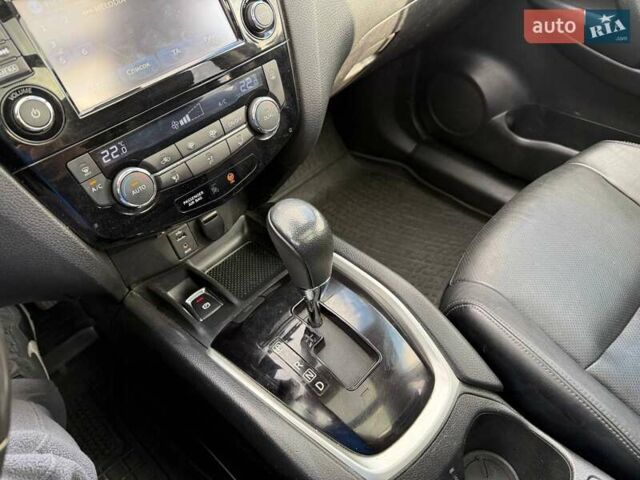 Синий Ниссан ИксТрейл, объемом двигателя 1.6 л и пробегом 294 тыс. км за 14900 $, фото 18 на Automoto.ua