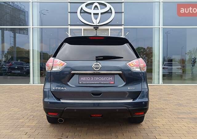 Синий Ниссан ИксТрейл, объемом двигателя 1.6 л и пробегом 141 тыс. км за 16132 $, фото 3 на Automoto.ua
