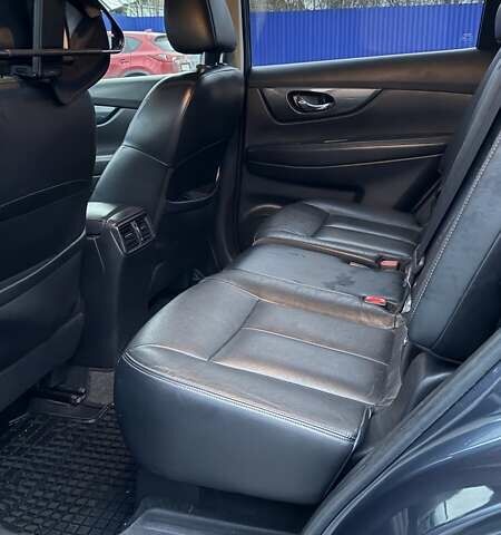 Синий Ниссан ИксТрейл, объемом двигателя 1.6 л и пробегом 203 тыс. км за 16900 $, фото 11 на Automoto.ua