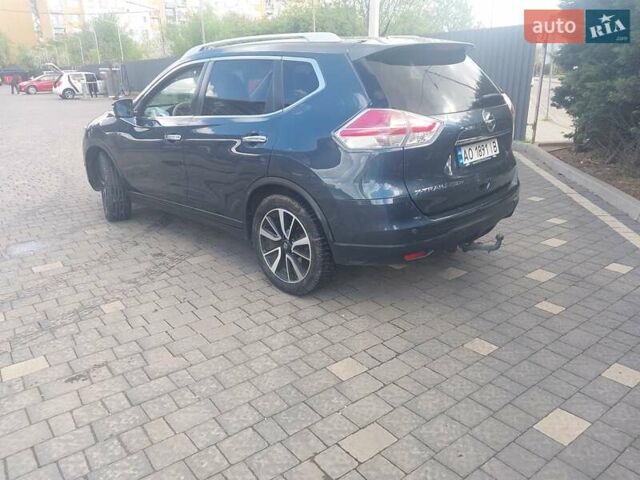 Синий Ниссан ИксТрейл, объемом двигателя 1.6 л и пробегом 168 тыс. км за 15999 $, фото 4 на Automoto.ua