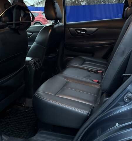 Синий Ниссан ИксТрейл, объемом двигателя 1.6 л и пробегом 203 тыс. км за 16900 $, фото 10 на Automoto.ua